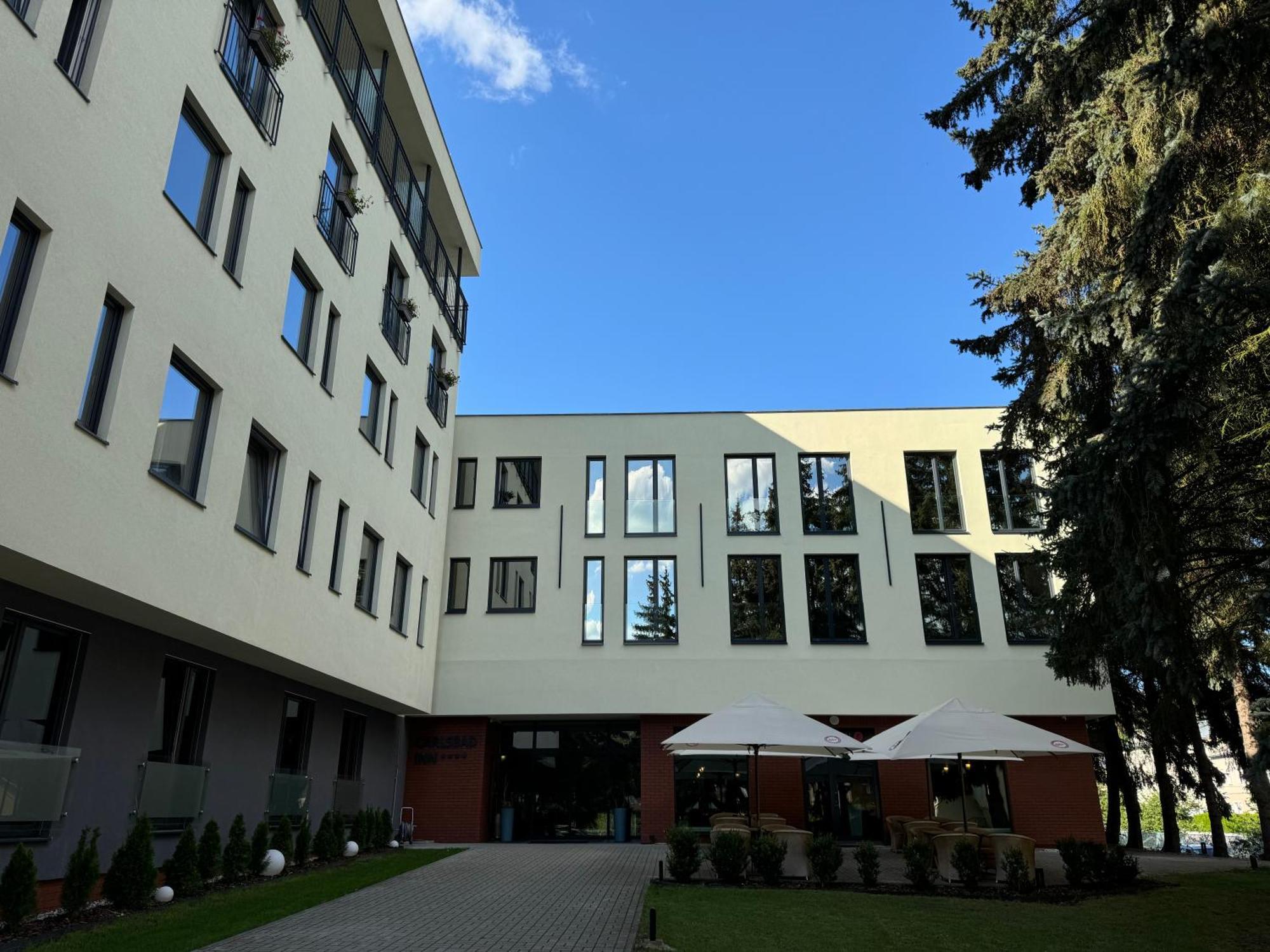 Parkhotel Carlsbad Inn Dalovice Exterior photo