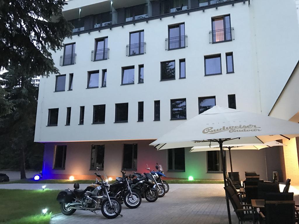 Parkhotel Carlsbad Inn Dalovice Exterior photo